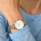 Montre Emporio Armani pour femme AR1683